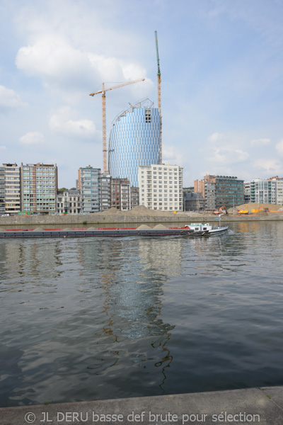 tour des finances à Liège